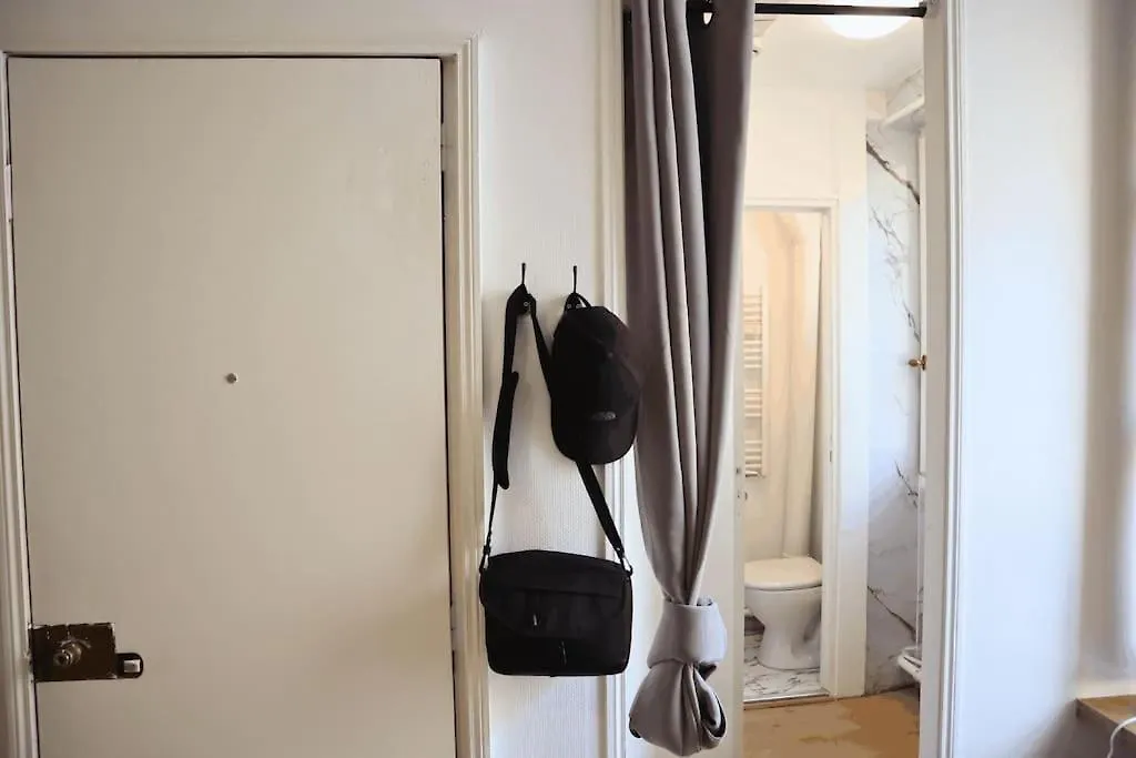 Cocon Moderne A Nation, Paris Apartment