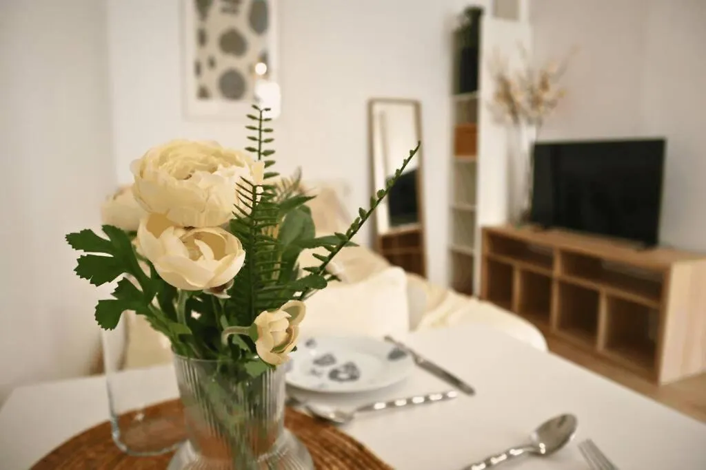 Cocon Moderne A Nation, Paris Apartment