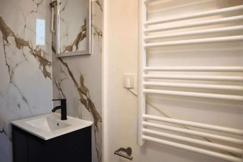 Cocon Moderne A Nation, Paris Apartment France